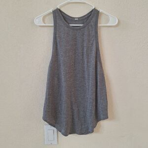 Lululemon heathered grey tank